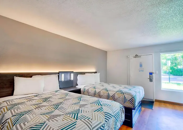 Motel 6 Virginia Beach